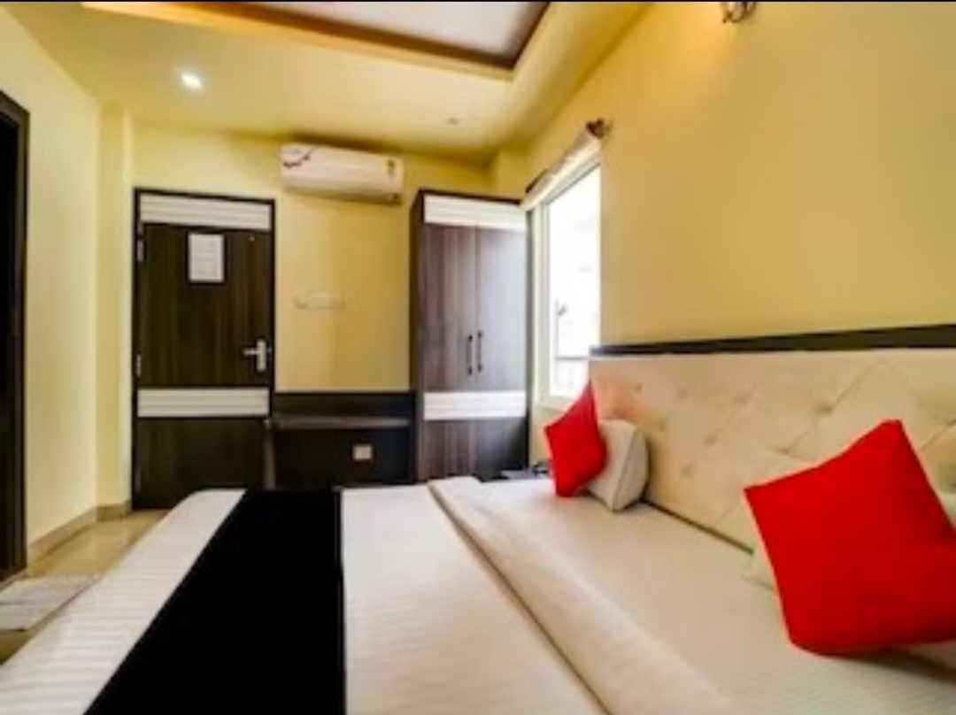 Collection O Hotel Kashi Inn Varanasi Ngoại thất bức ảnh