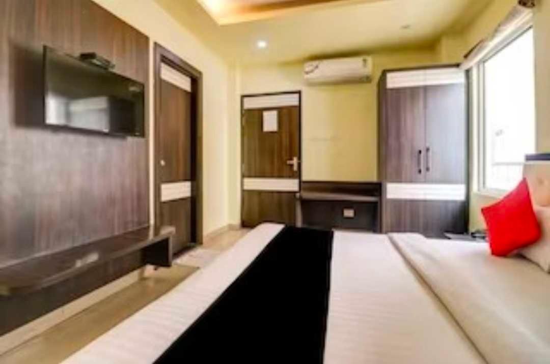 Collection O Hotel Kashi Inn Varanasi Ngoại thất bức ảnh